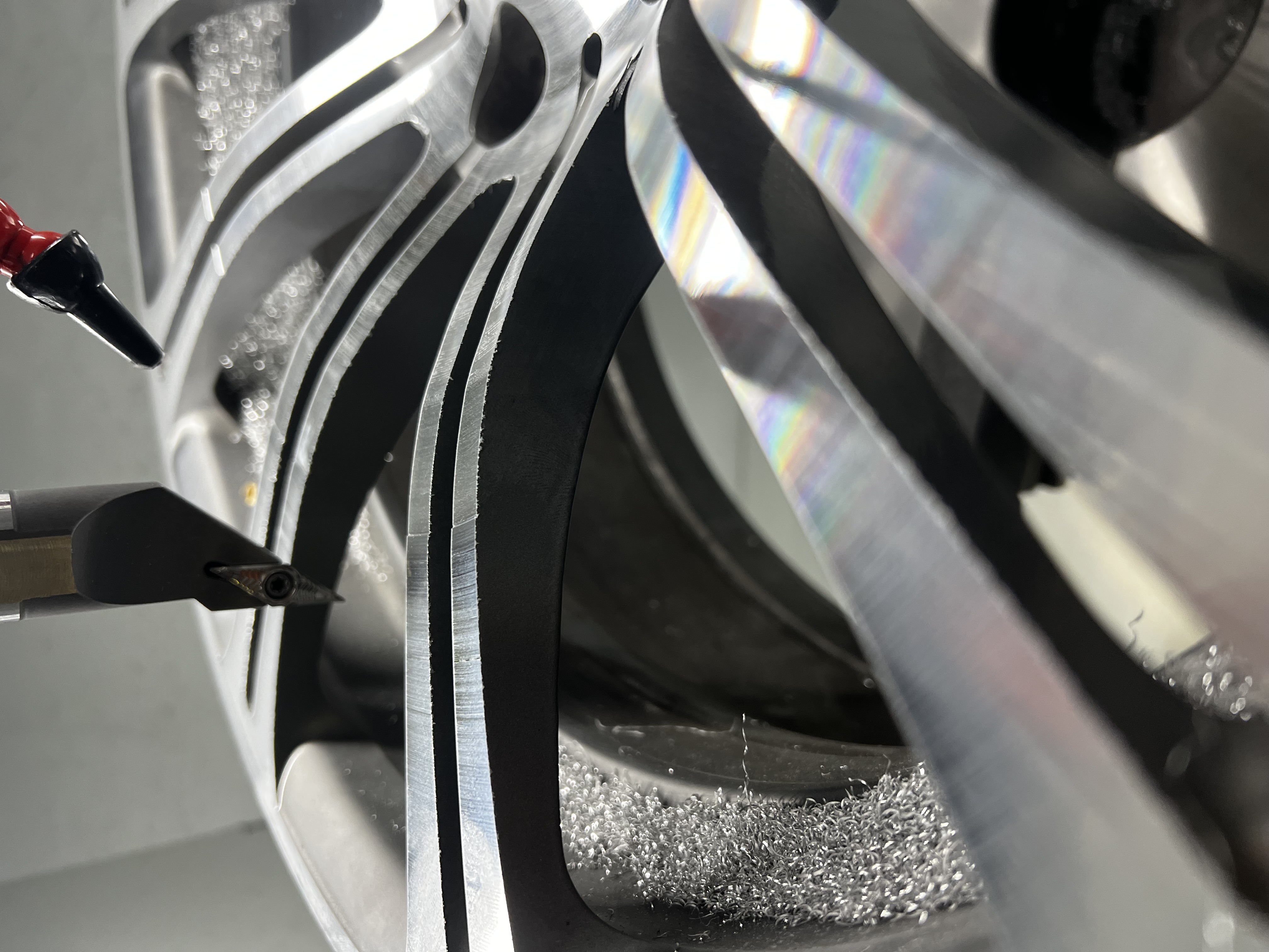 Diamantatura CNC di un cerchio in lega Rimart